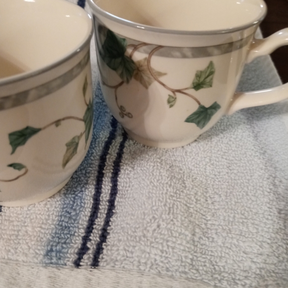 Set of 4 Keltcraft coffee/tea cups - Picture 5 of 5